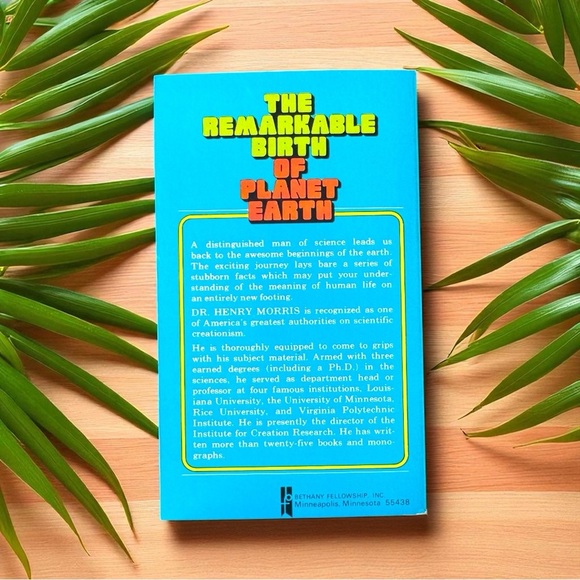 Vintage 1978 The Remarkable Birth of Planet Earth by – Christian Creationism - Picture 2 of 8